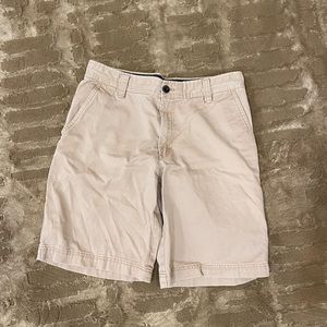 10.5” IZOD Men’s Chino Short in Khaki